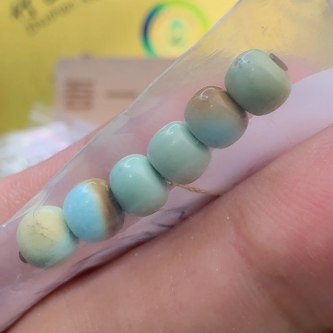 南红玛瑙配饰未镶嵌