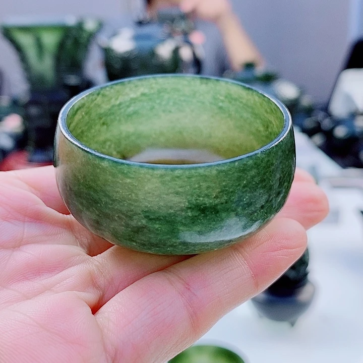 未镶嵌和田玉（青玉）把件