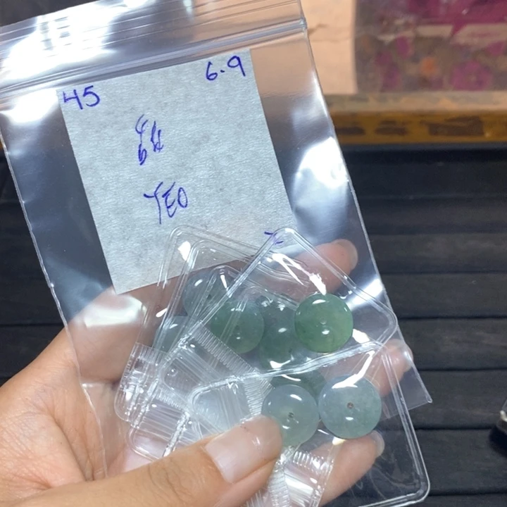 定制翡翠未镶嵌甜****力