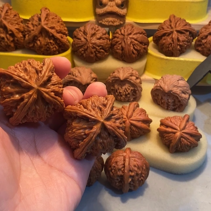 舜***姳文玩核桃吊坠bhbnnnnn