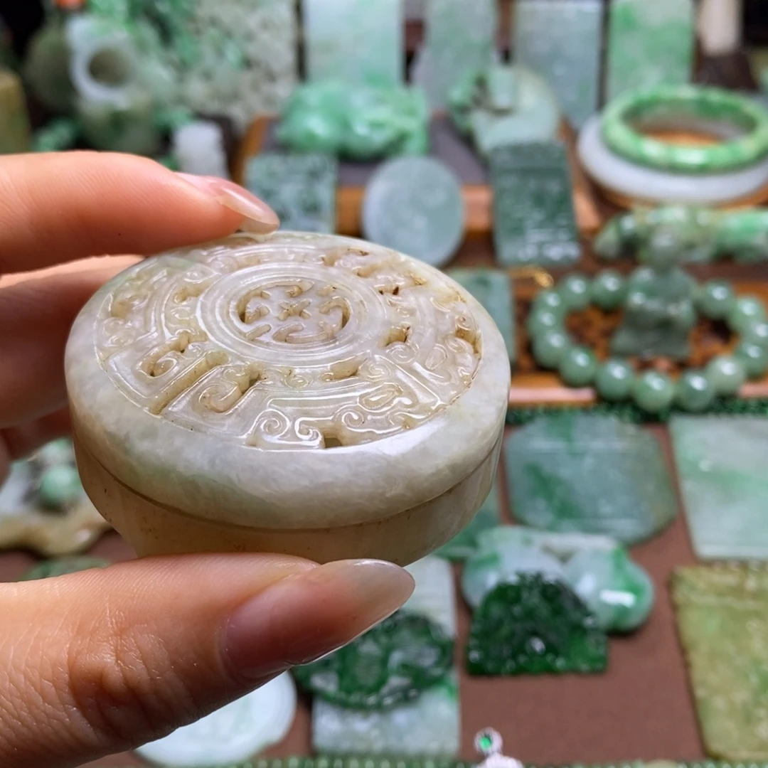 田***记颈饰未镶嵌翡翠111111111111111111