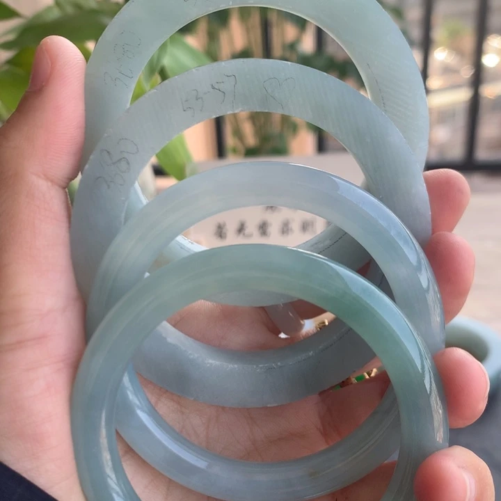 定制翡翠未镶嵌手镯53-57美人条