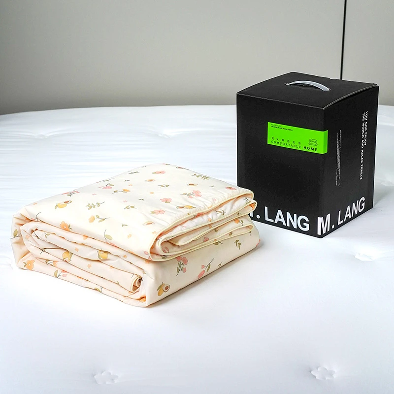 【M.LANG】双人夏被工艺滚绳款 碎花牛油果-米