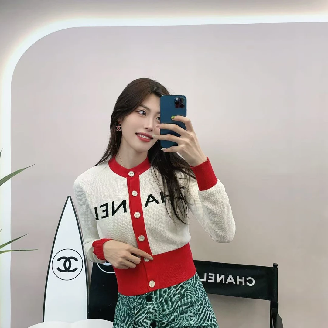 95新 Chanel/香奈儿 麦殿/针织衫34码拼色/250401SJYYY128