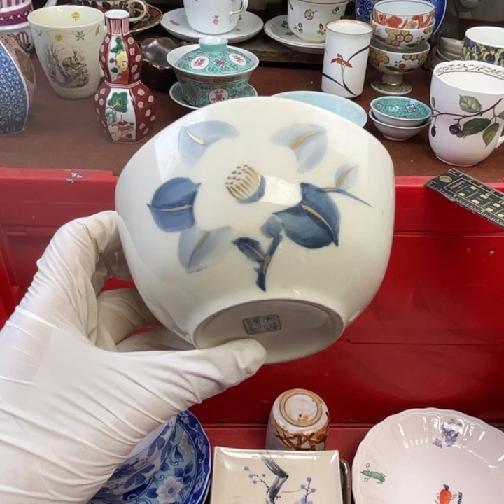 他家瓷器真美…开播了