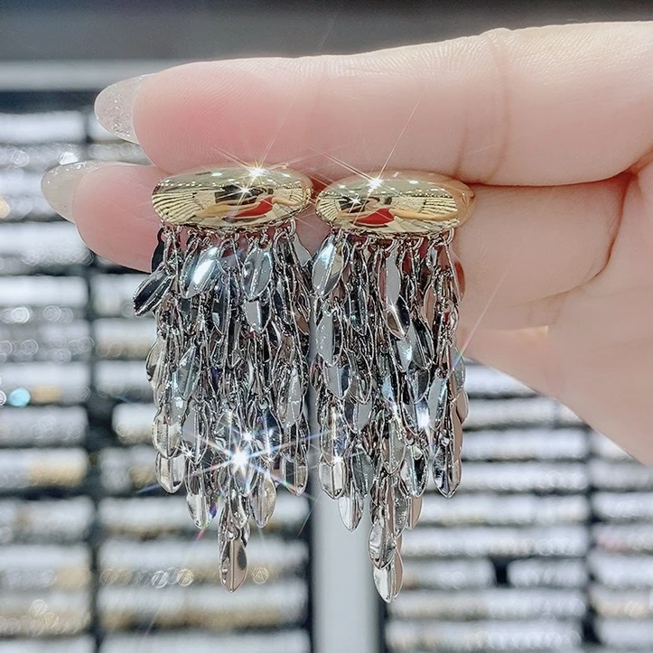 铜合金耳饰 新款高版撞色柳叶流苏