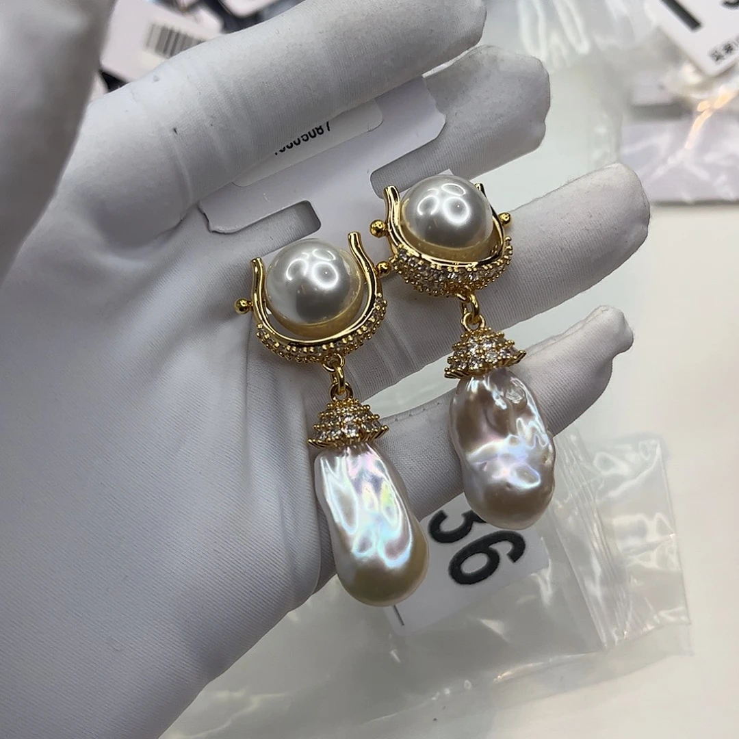 合金淡水珍珠耳饰