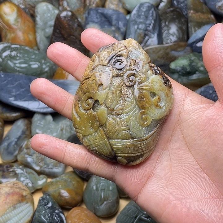 未镶嵌和田玉挂件