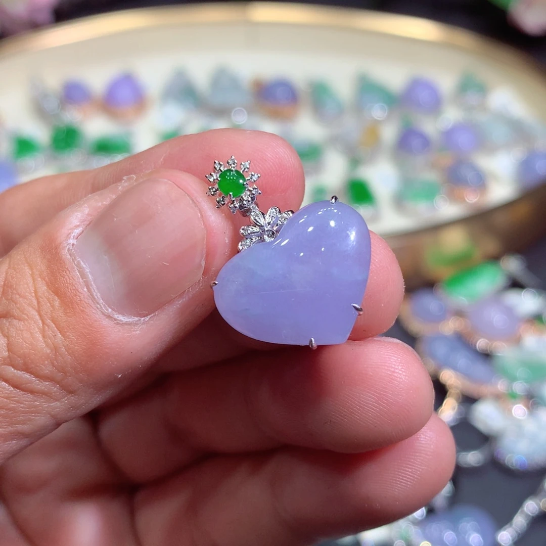 翡翠吊坠(赠链)18K金镶嵌