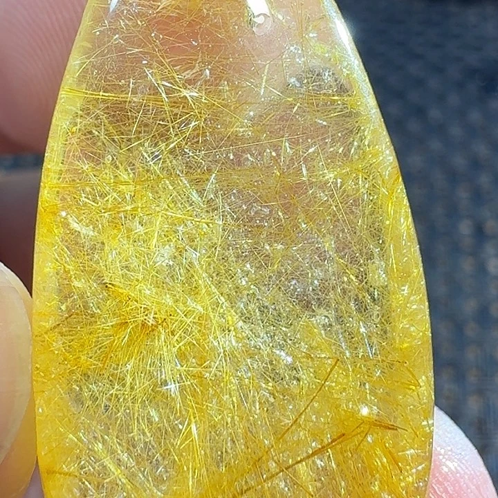 *****未镶嵌颈饰水晶好