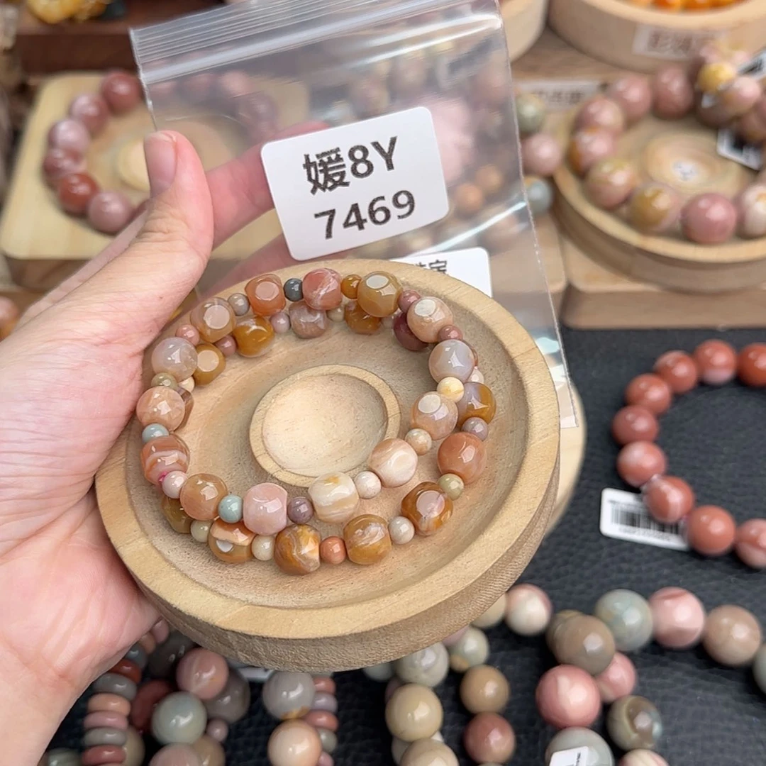 【闪购商品】石英质玉手链未镶嵌╰****╯