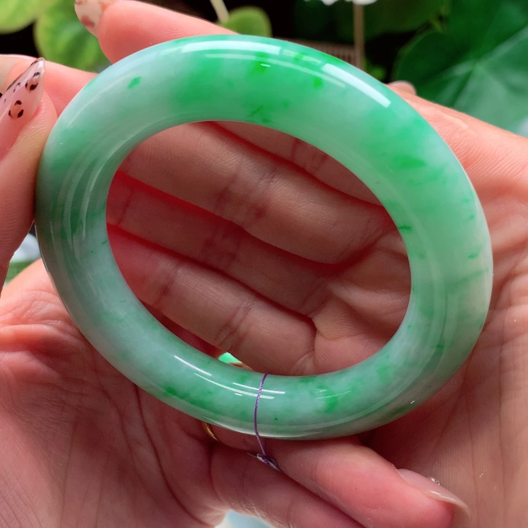 疏***浅翡翠未镶嵌手镯天然翡翠手镯