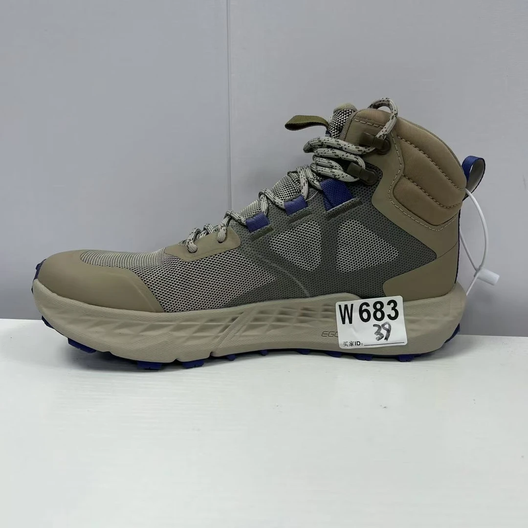 3-新款户外运动百搭休闲鞋 W683