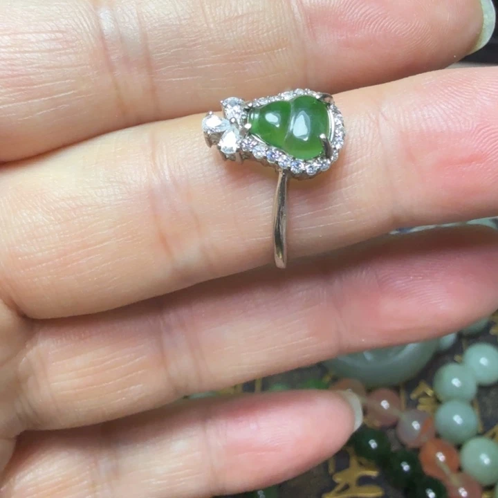 翡翠戒指银S925镶嵌戒指