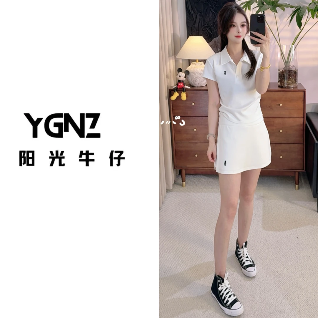 【阳光牛仔】“减龄小马”显瘦时尚翻领刺绣小马套装裙