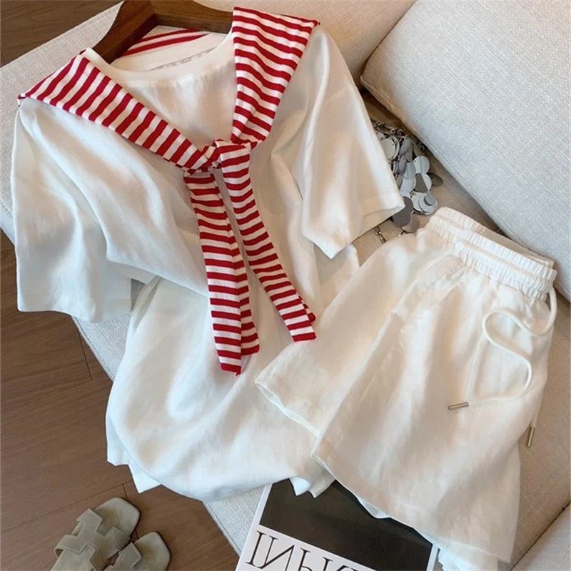 时尚休闲慵懒风运功套装女夏季学院风减龄条纹披肩短袖短裤两件套