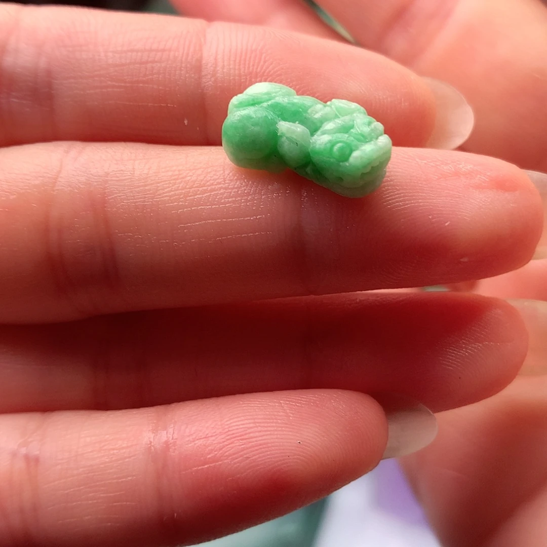 未镶嵌定制翡翠翡翠