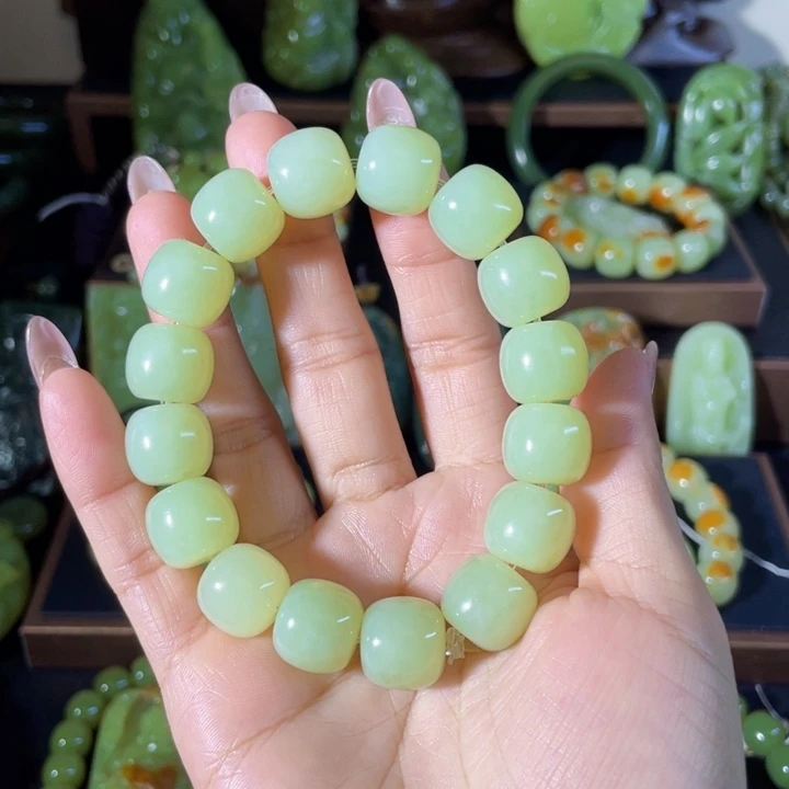 和田玉未镶嵌手链