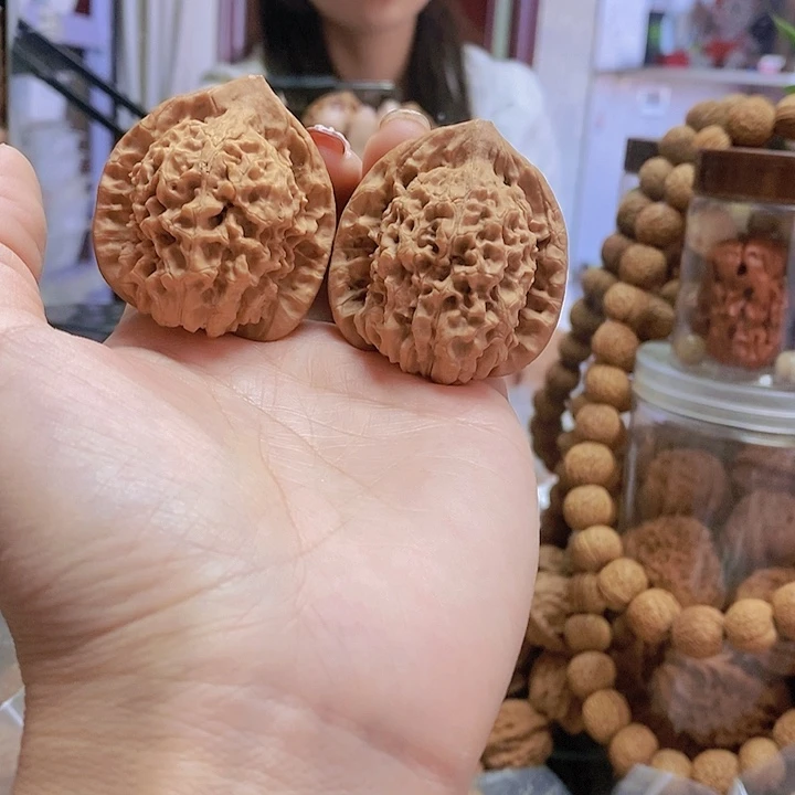 【闪购商品】文玩核桃把件43麒麟纹官帽