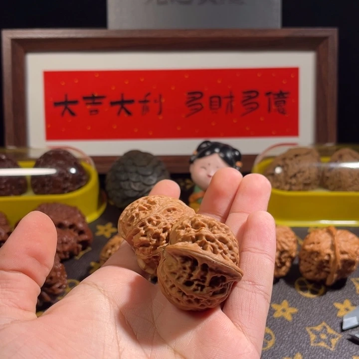 哈***-文玩核桃把件文玩核桃