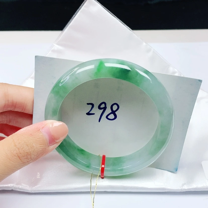 【闪购商品】翡翠手镯未镶嵌55圈