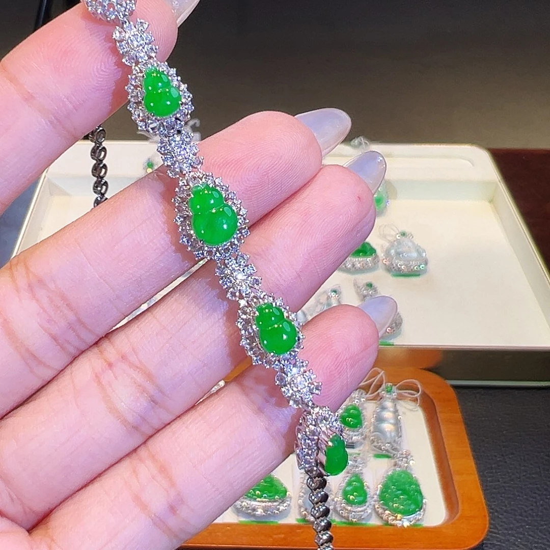 翡翠18K金镶嵌手链翡翠