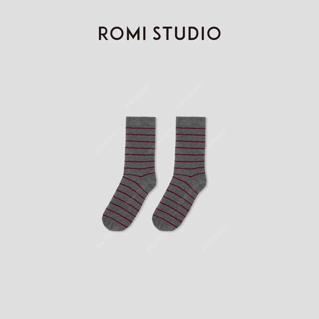 ROMI STUDIO“休闲百搭”新疆棉混纺舒适干爽无骨中筒袜 RWCWP35030