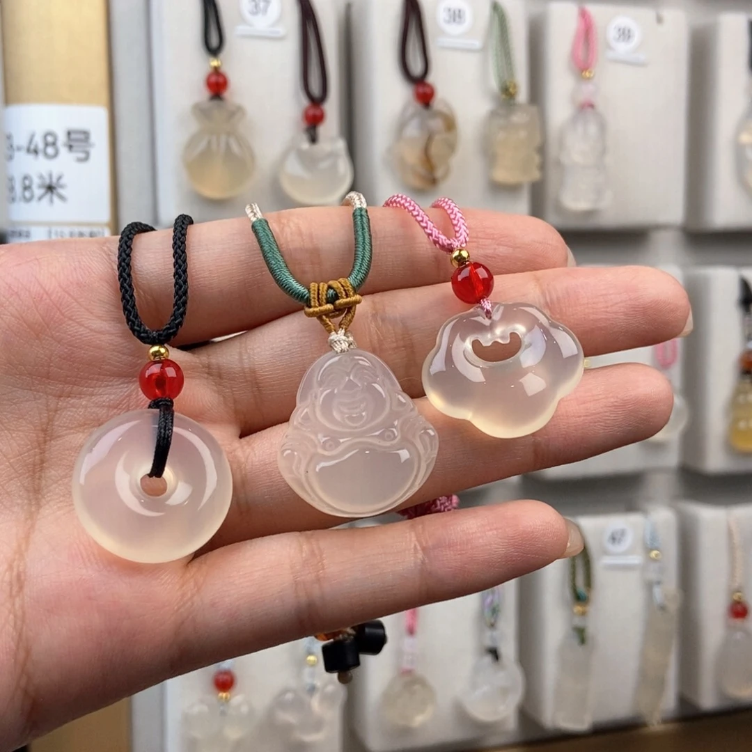 玛瑙/玉髓颈饰未镶嵌