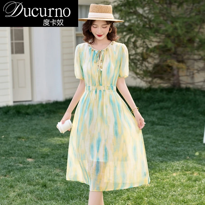 海边度假风法式连衣裙夏季新款优雅气质松紧腰多巴胺裙子薄款女士