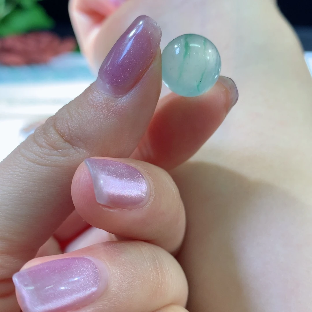 翡翠手串未镶嵌咖飘绿