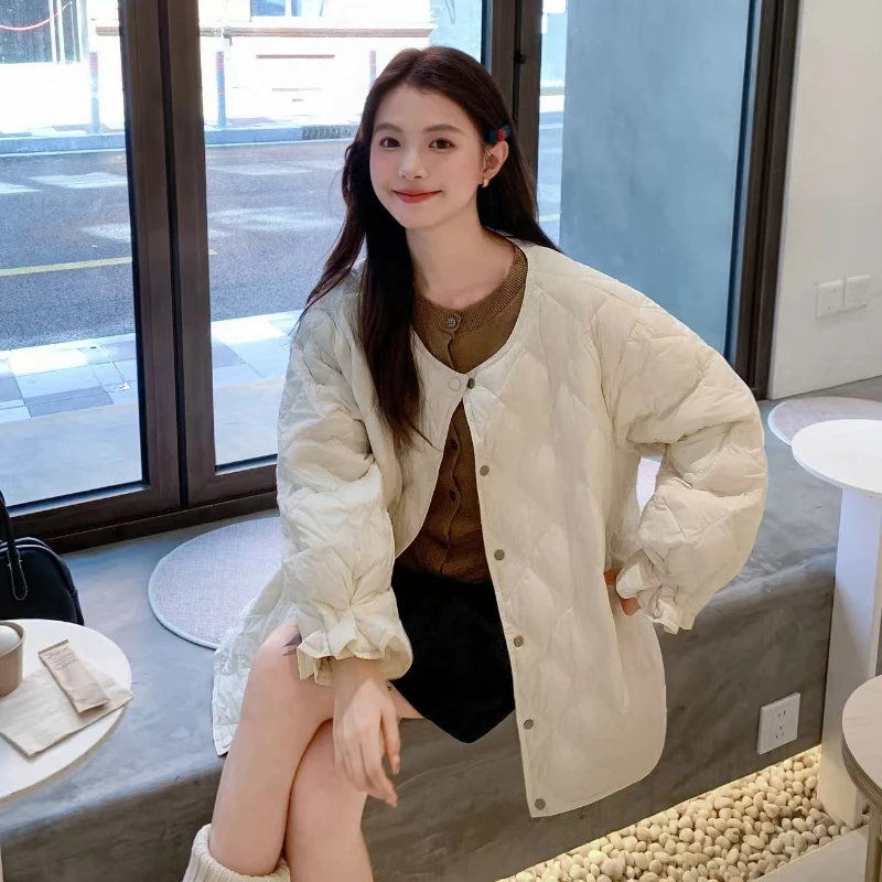 新款胖mm200斤加肥加大码90绒菱形格羽绒服女轻薄款