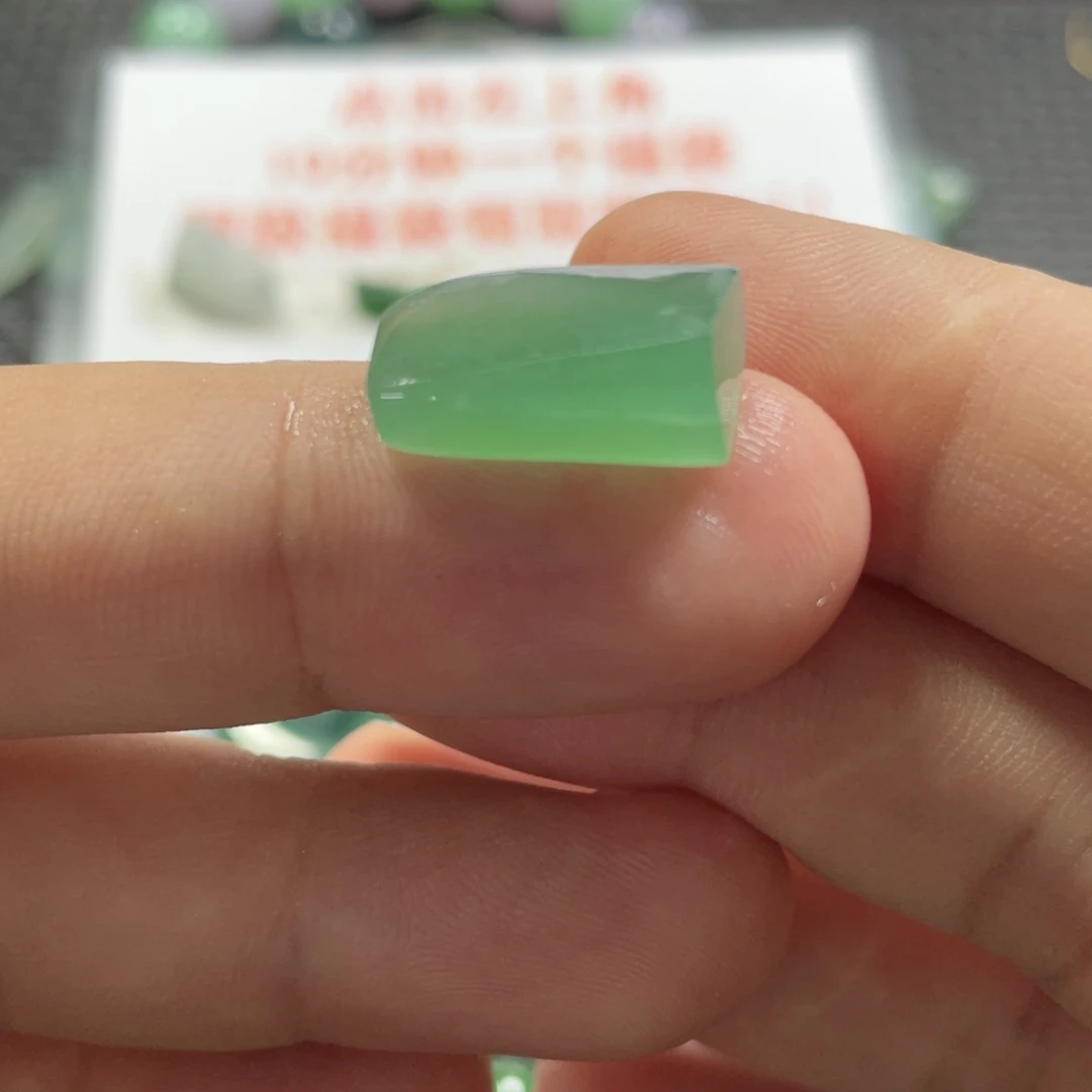 未镶嵌定制翡翠翡翠