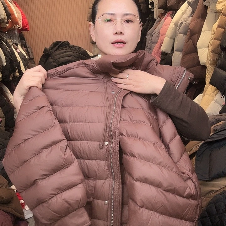 艾雨衣尚羽绒外套