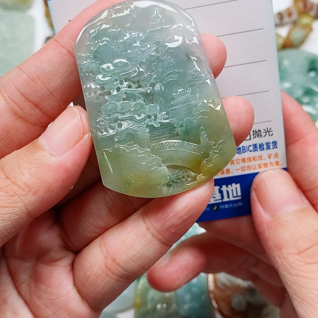 颈饰未镶嵌翡翠山水