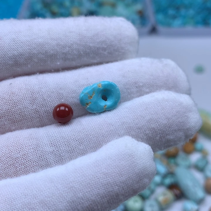 南红玛瑙未镶嵌珠宝奇石