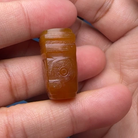 蛇纹石玉未镶嵌挂件