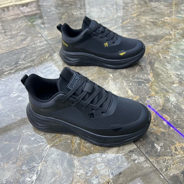 秋冬新款百搭舒适时尚潮流轻底简约大方休闲男鞋26090