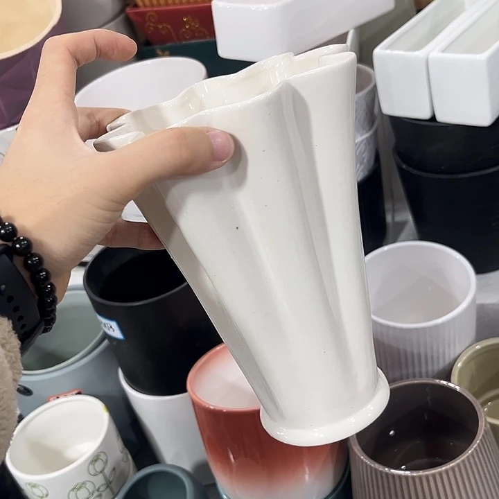 无孔！福利价陶瓷花盆全场惊喜不断