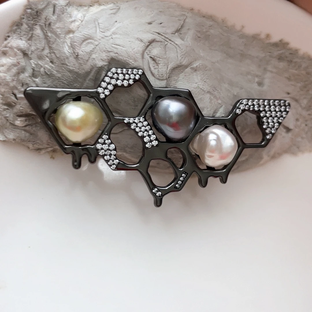 银S925镶嵌海水珍珠颈饰