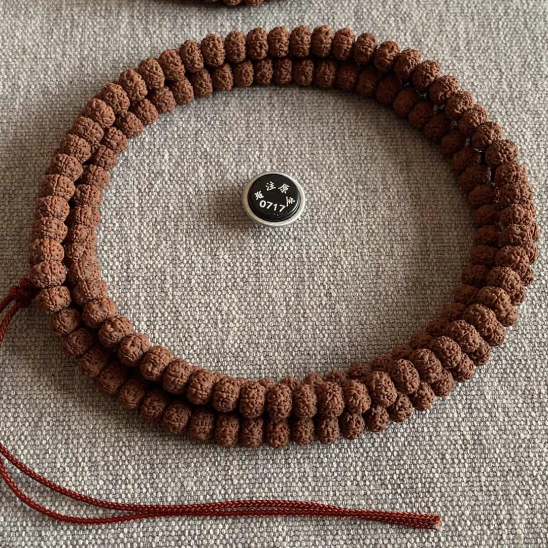 せ***は金刚菩提手串平头细纹7mm0717