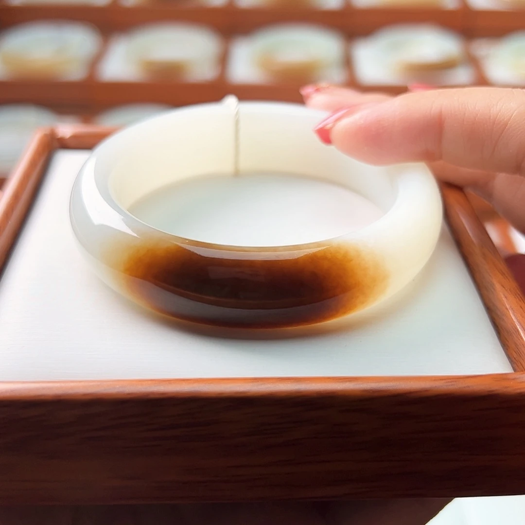 和田玉手镯未镶嵌55