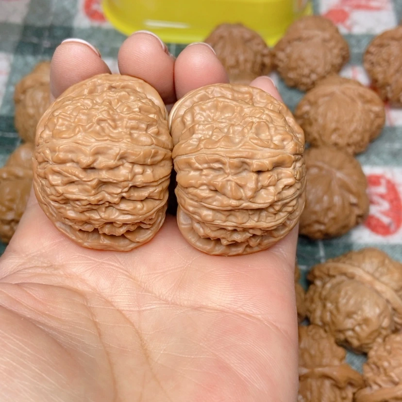 【闪购商品】文玩核桃吊坠x****d白狮子43