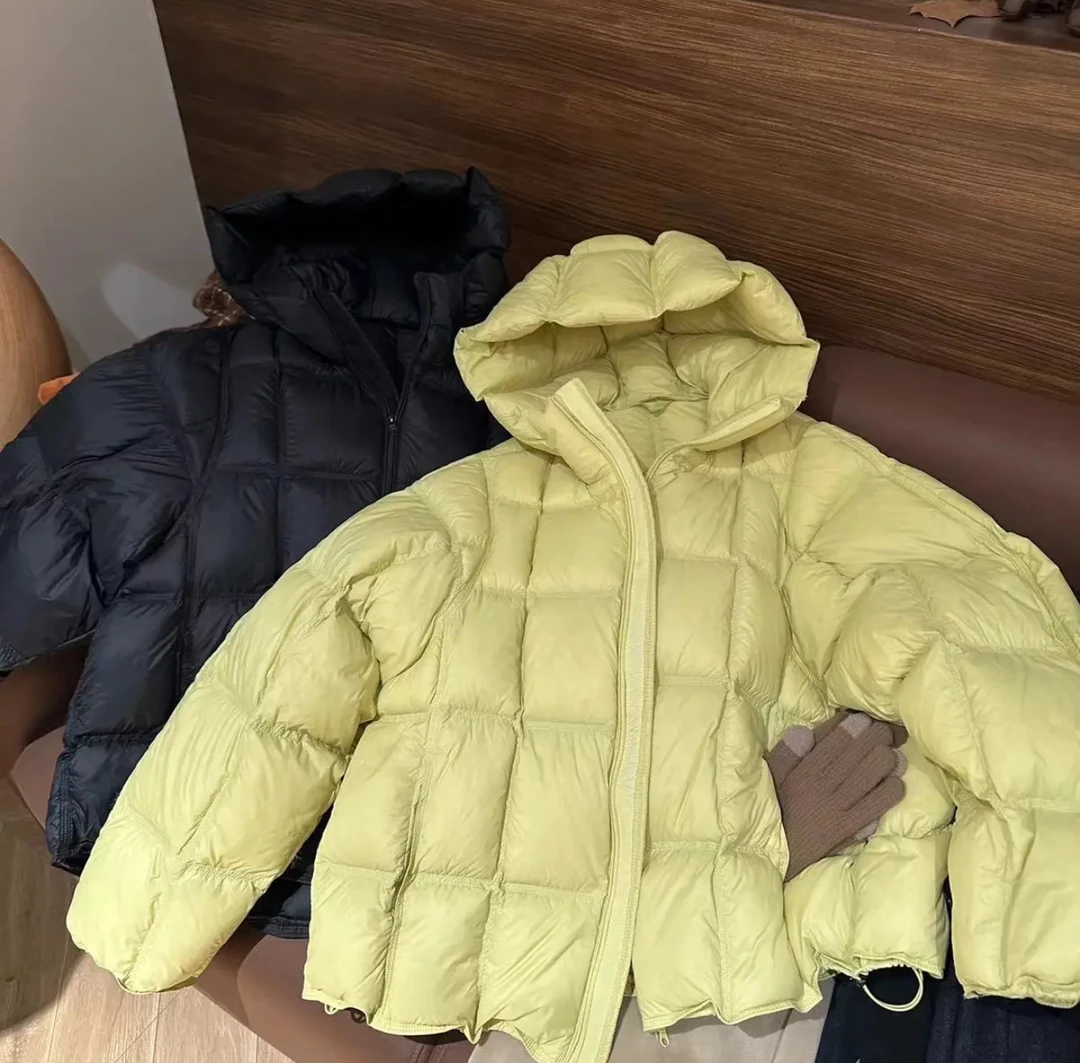 2024冬季新款泡芙连帽90白鸭绒羽绒服宽松款网红时尚百搭加厚韩版