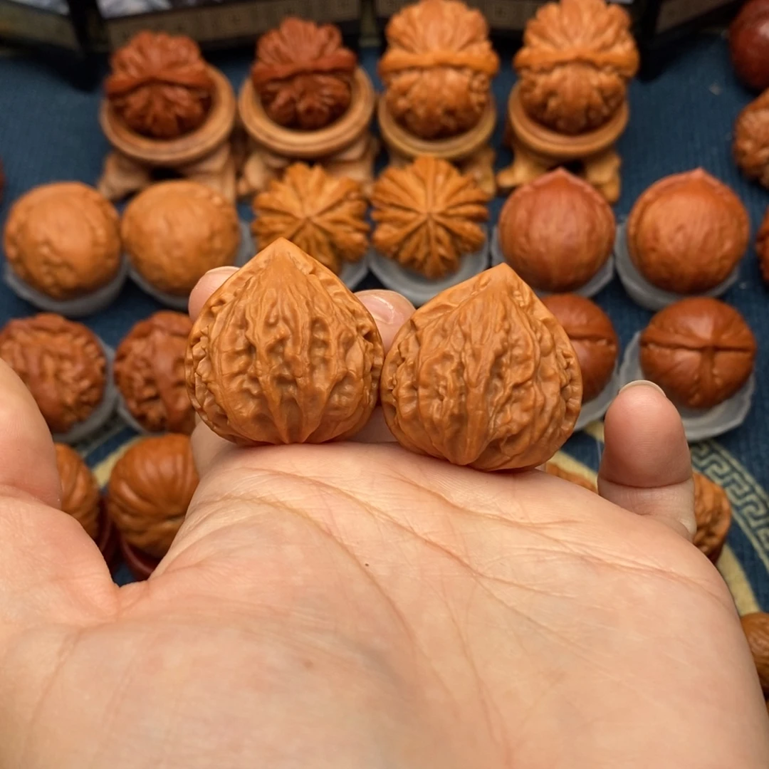 ****️把件文玩核桃红桃