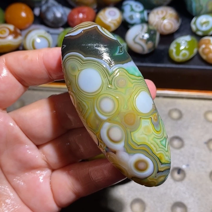 玛瑙/玉髓未镶嵌珠宝半成品