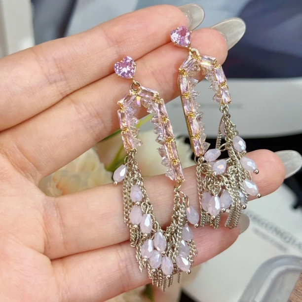 铜合金耳饰 A284 耳环韩女氛围感重工耳环气质轻奢时尚复古