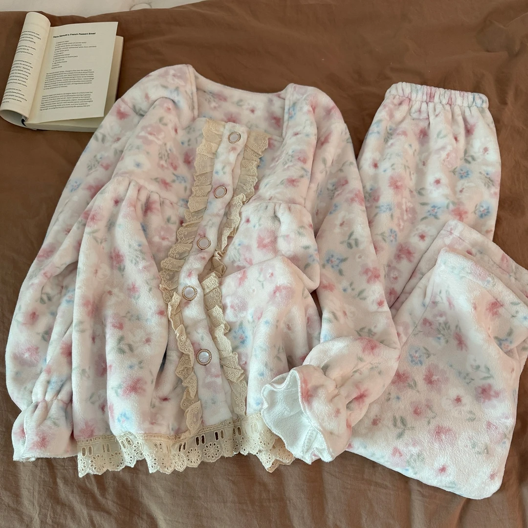 可外穿睡衣女款珊瑚绒冬季粉色花朵加绒加厚保暖法兰绒家居服套装