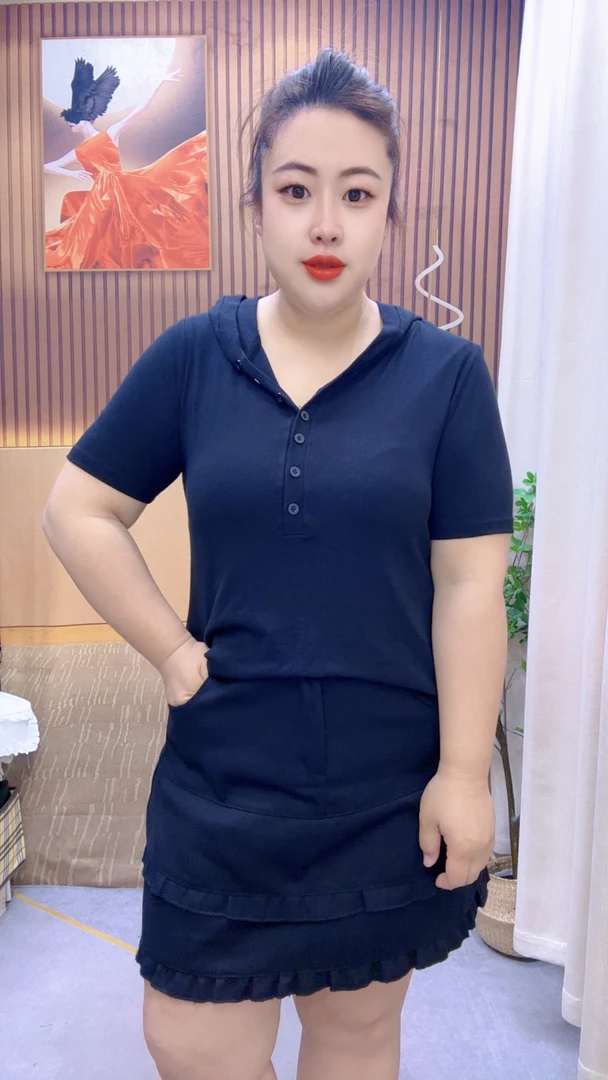 夏季新款纯色短袖纽扣常规连帽宽松型T恤显瘦时尚运动黑色