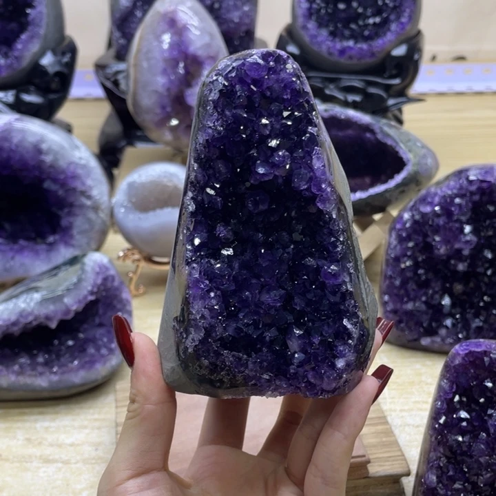 未镶嵌大型摆件（非配饰）紫晶