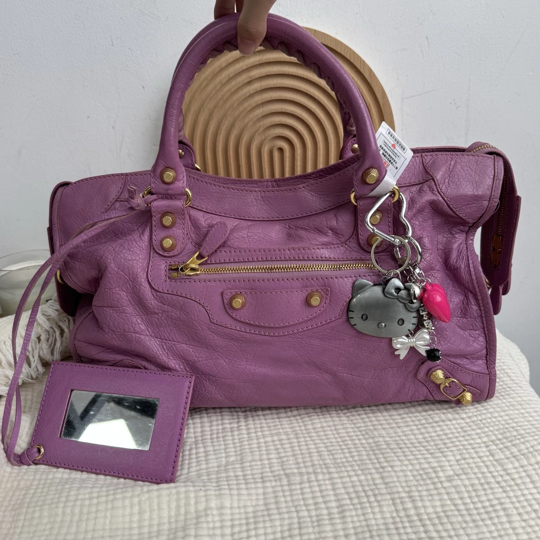 95新 Balenciaga/巴黎世家 紫色金扣中号机车包（37cm）/Y684